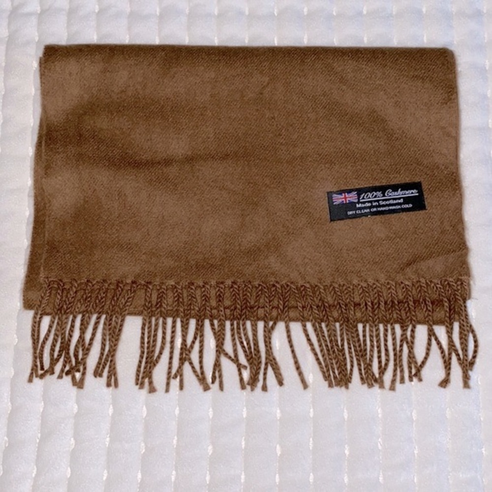 *SOLD* 100% CASHMERE / NWOT Scarf British Tan Color Made in Scotland